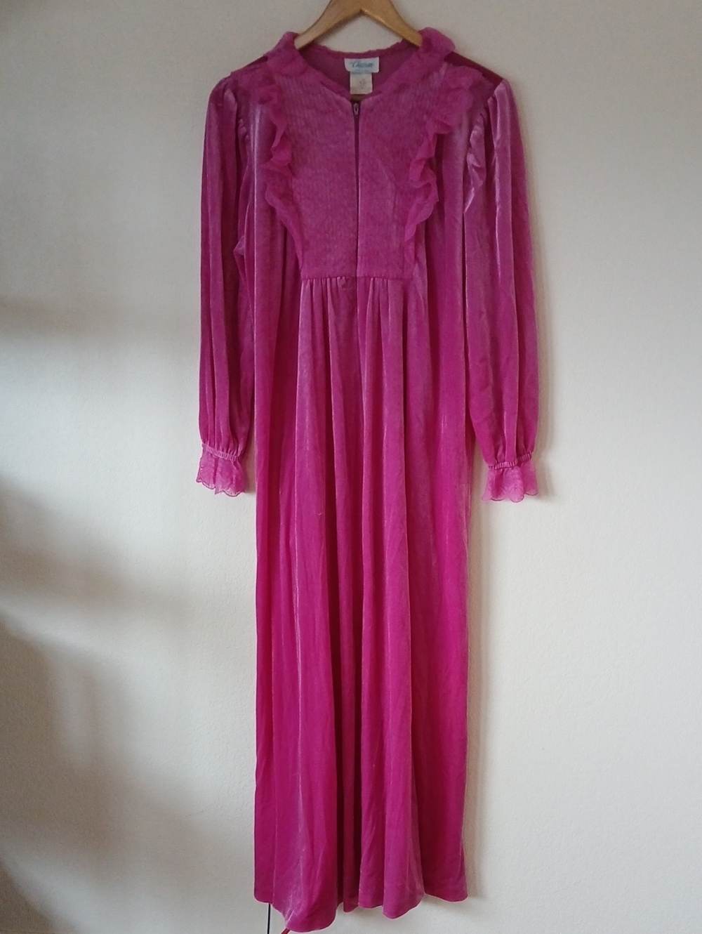 Vintage It's A Charm House Robe Nightgown Velvet Pink 60s 70s